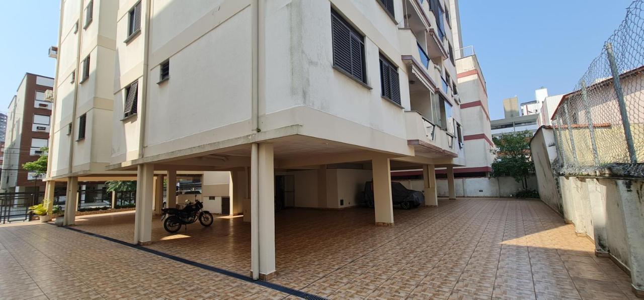 Ap Da Mama Apartment Гуаружа Екстериор снимка